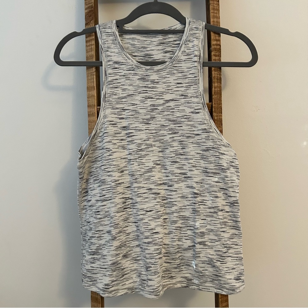 Lululemon tank top, size 4, gray and white.